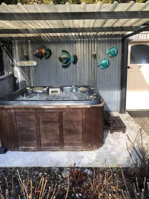 Fantail At Bluestone Retreat Villa Leeston Exterior photo